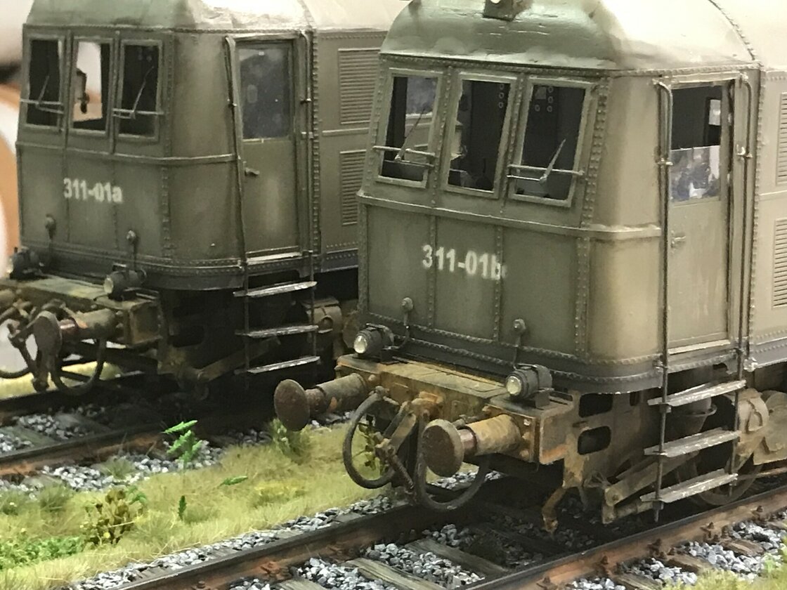D311 / V188 scale model & accessories