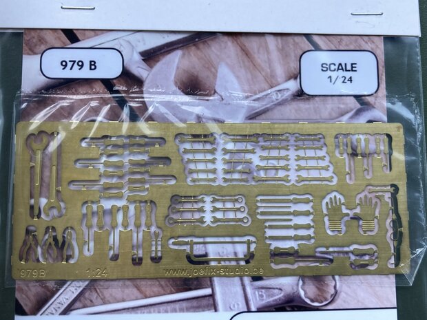 Wrenches / work materials  1/24