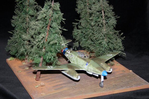 Psp airfield base &quot;pine trees&quot; 1/72
