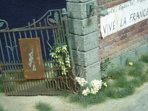 Universal scale construction glue 250 ml