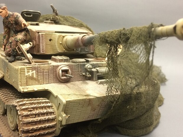  Camouflage netting dark green colour 55 x 55 cm