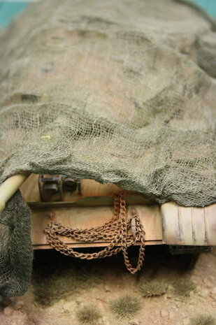  Gray camouflage netting 55 x 55 cm