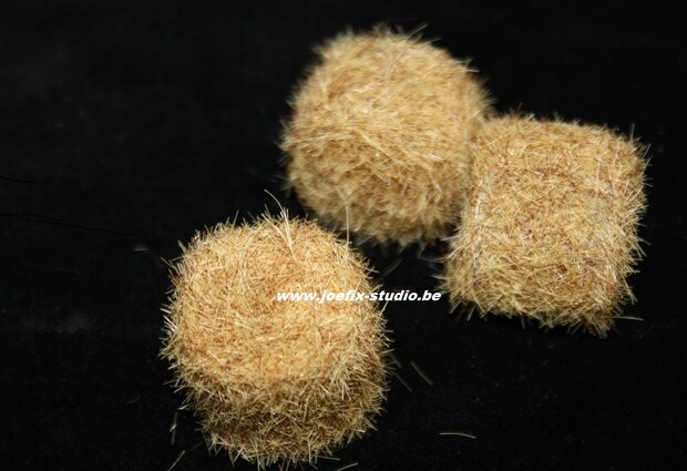 Bundles of straw (round) 1/48