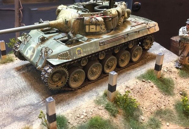 Khaki grass fibres 4.5 mm