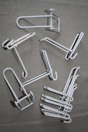 metal hooks ( 10 p)  for 002 / 011 / 016 - displays